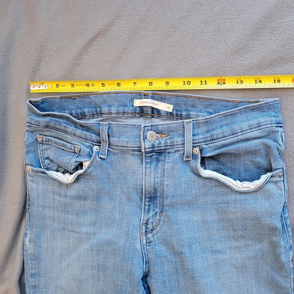 Levis Classic Bootcut Jeans Womens Size 10 Medium Wash Cotton Blend Denim - Picture 3 of 11